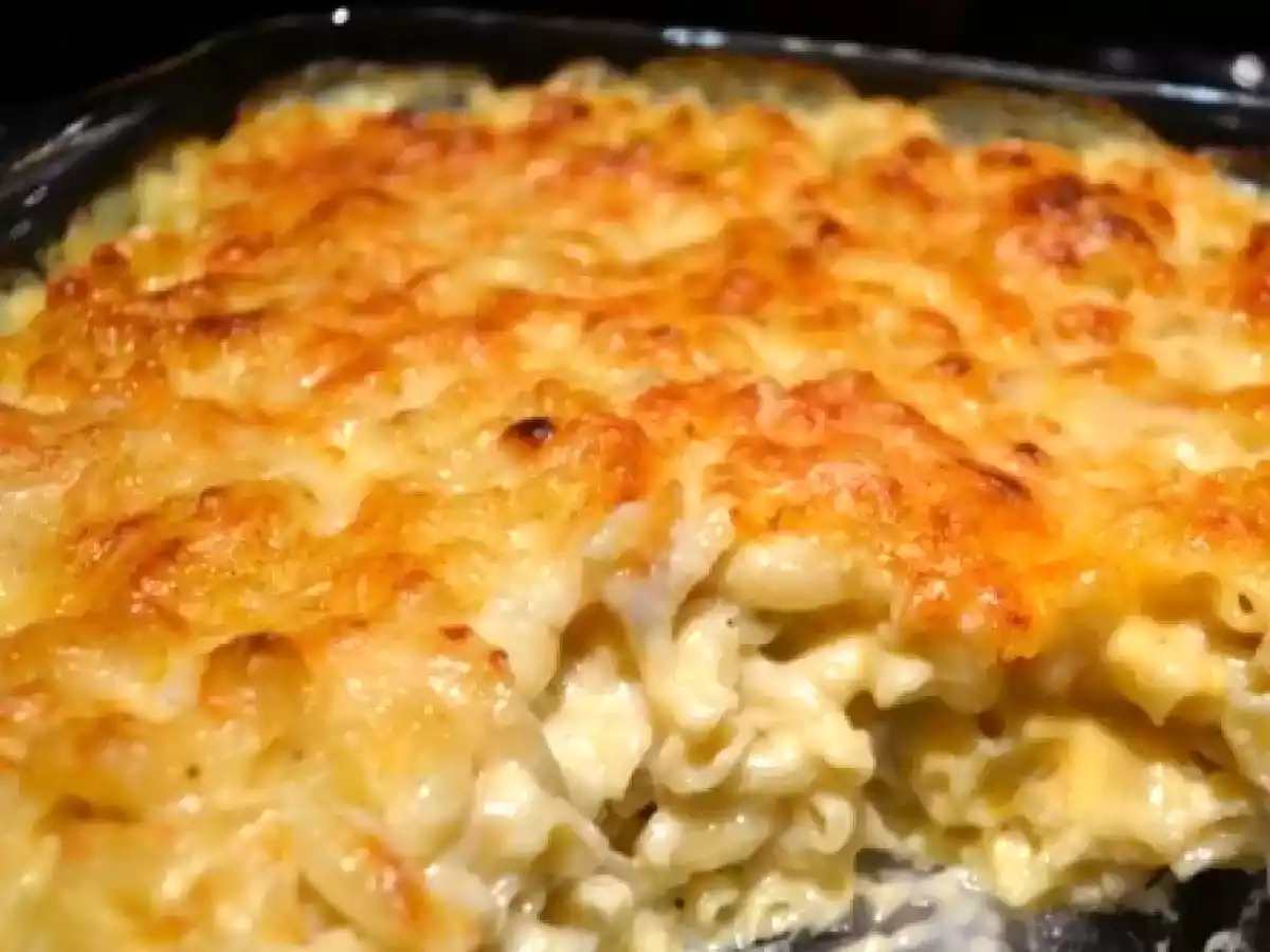 Paste cu cascaval și brânză la cuptor