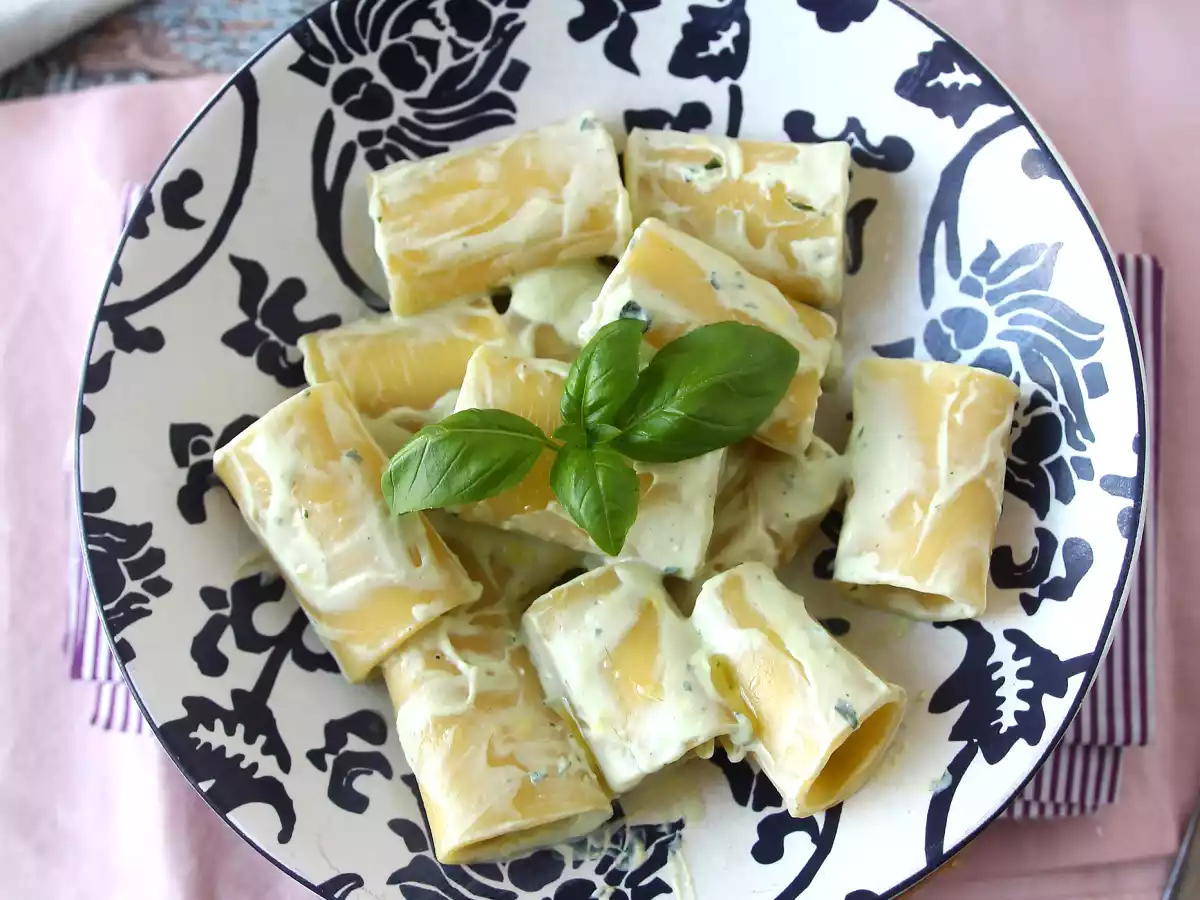 Paste cu cremă de ricotta și busuioc - poza 4