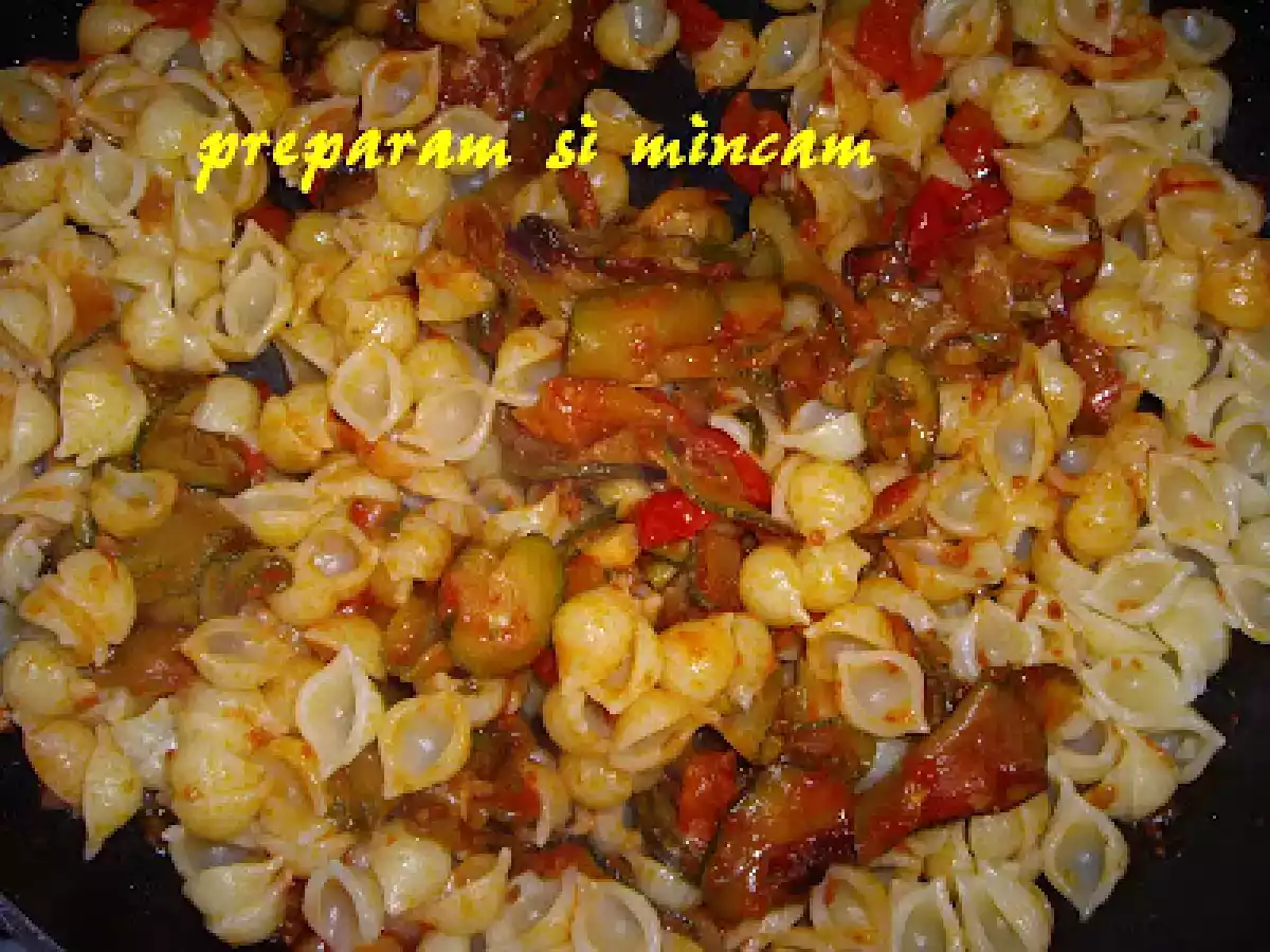 Paste cu dovlecei/Conchigliette con zucchine - poza 5