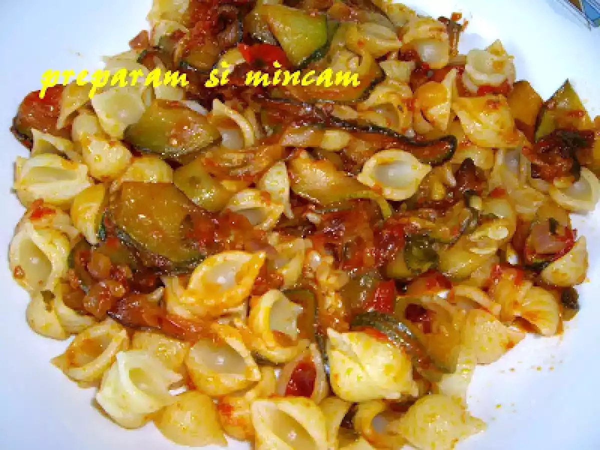 Paste cu dovlecei/Conchigliette con zucchine - poza 6