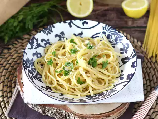 Rețetă Paste cu lămâie - pasta al limone (viitorul tău fel de mâncare preferat!)