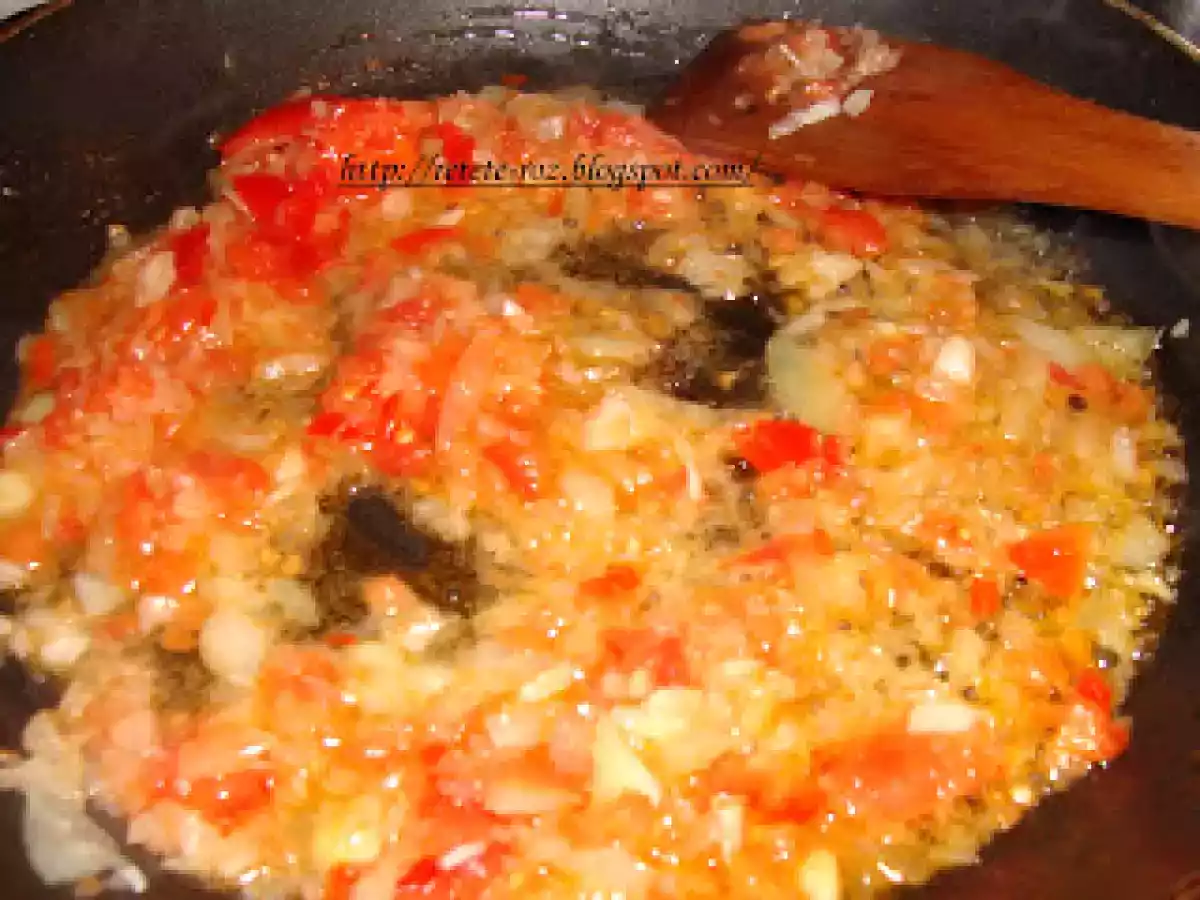 Paste cu piept de pui si salata mexicana - poza 3