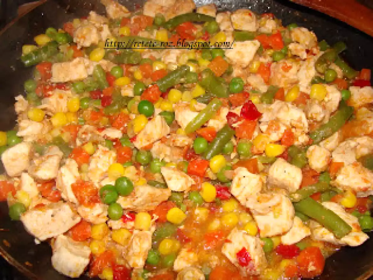 Paste cu piept de pui si salata mexicana - poza 5