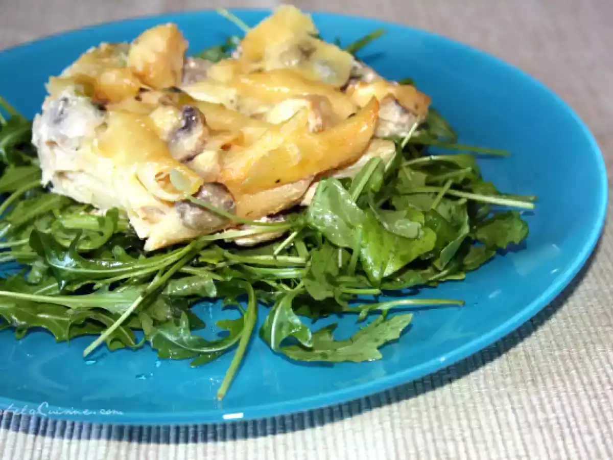 Paste cu pui si ciuperci, la cupor