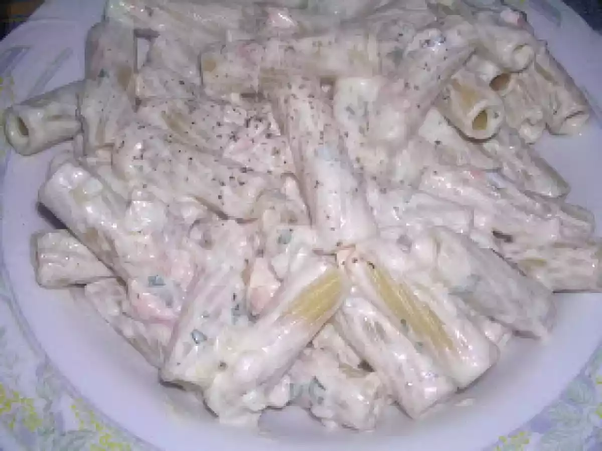 PASTE CU SOMON AFUMAT