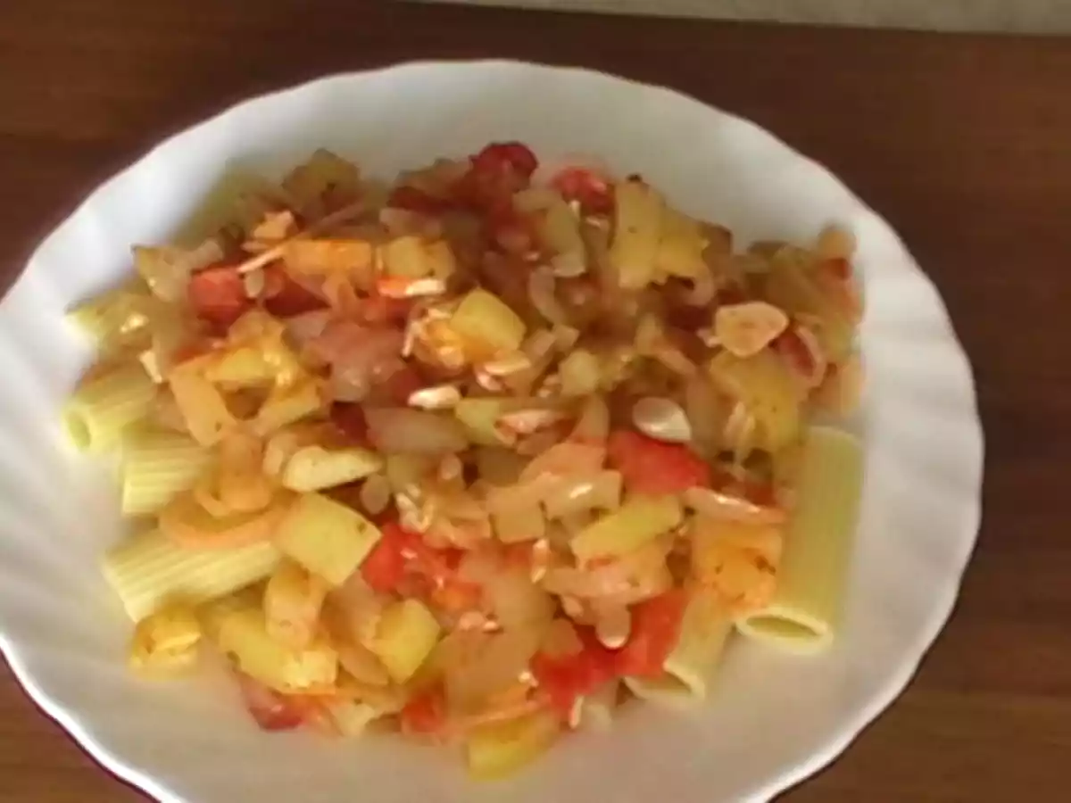 Paste cu Sos de Dovlecei