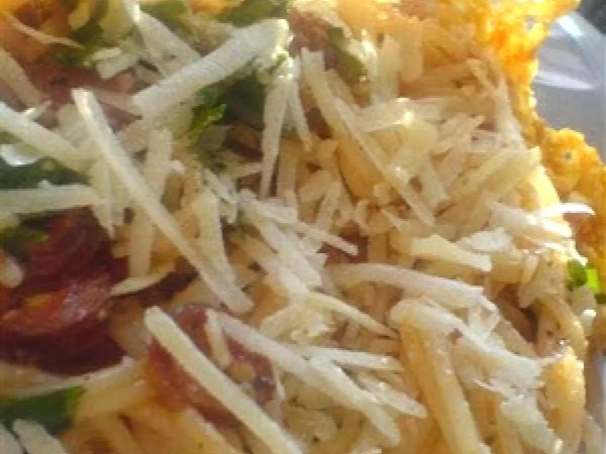 PASTE CU SOS DE ROSII SI CARNACIORI !