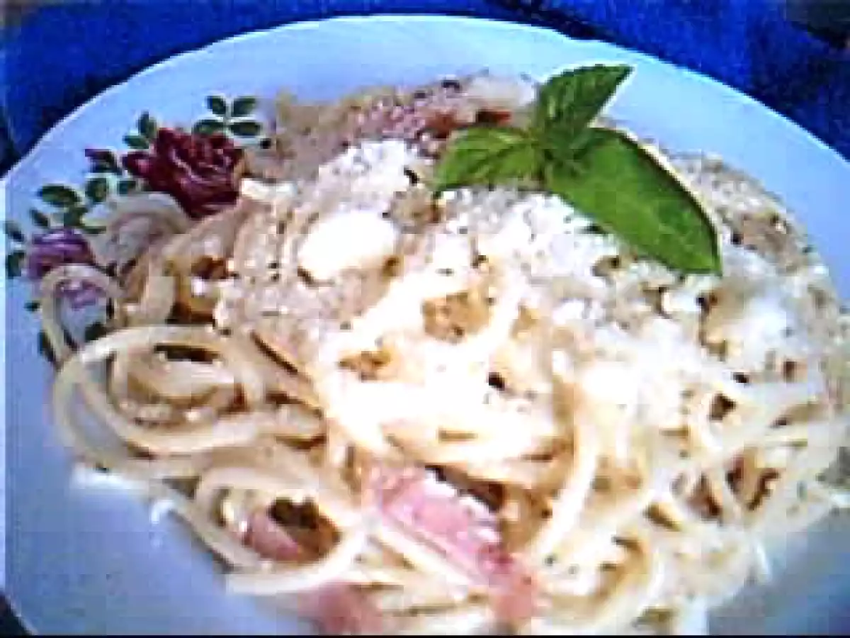 Paste cu sunca si sos de smantana - poza 2