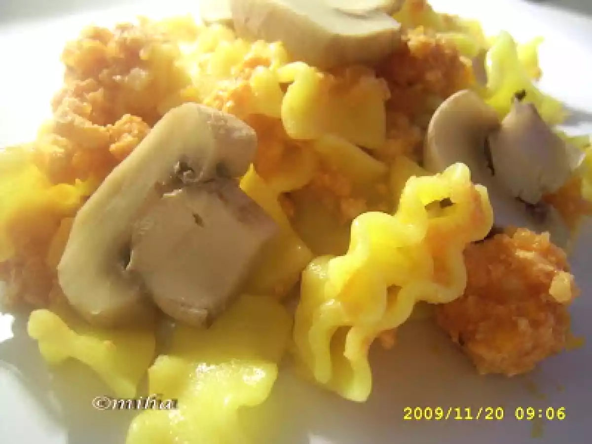 Paste de porumb cu pui si ciuperci - poza 2