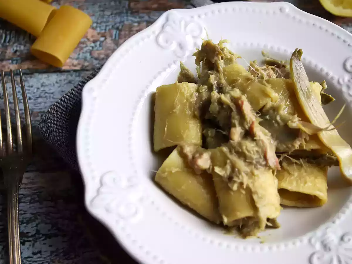 Paste Paccheri cu anghinare și bacon - poza 2