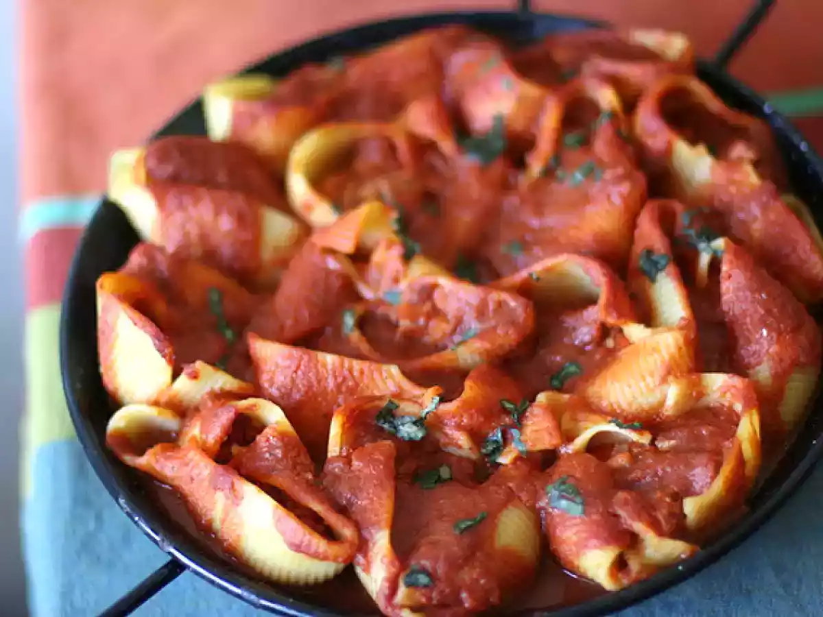 Paste umplute cu ton