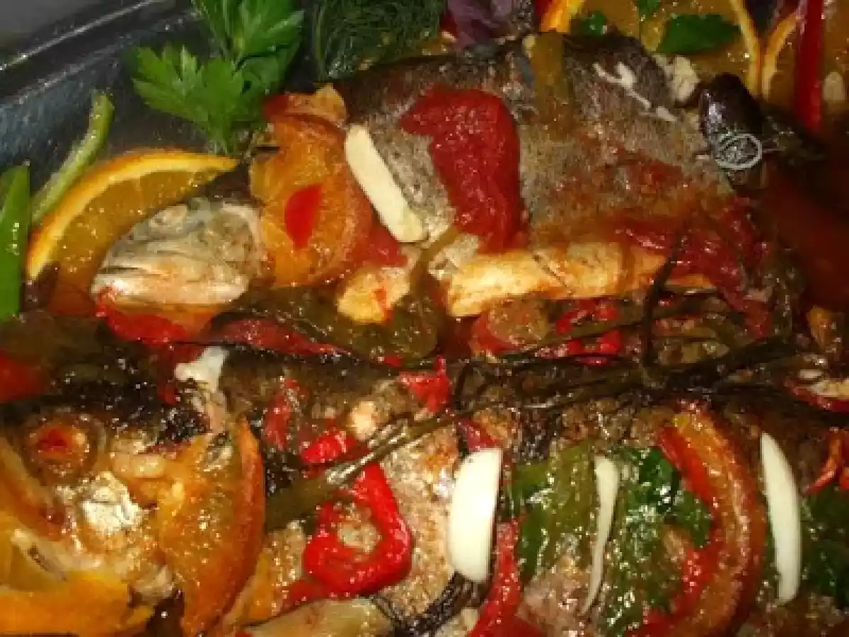 Pastrav cu portocale si sos picant