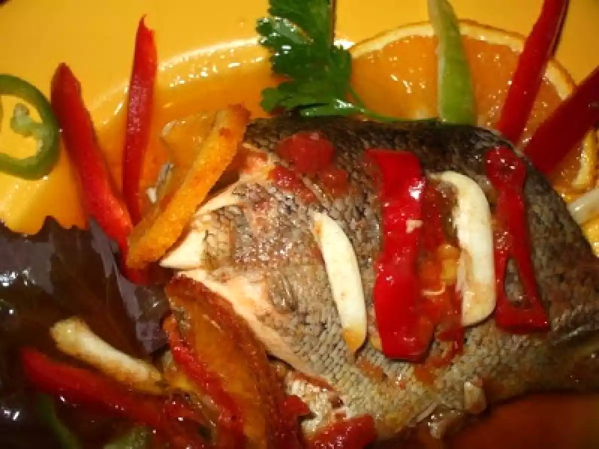 Pastrav cu portocale si sos picant - poza 2