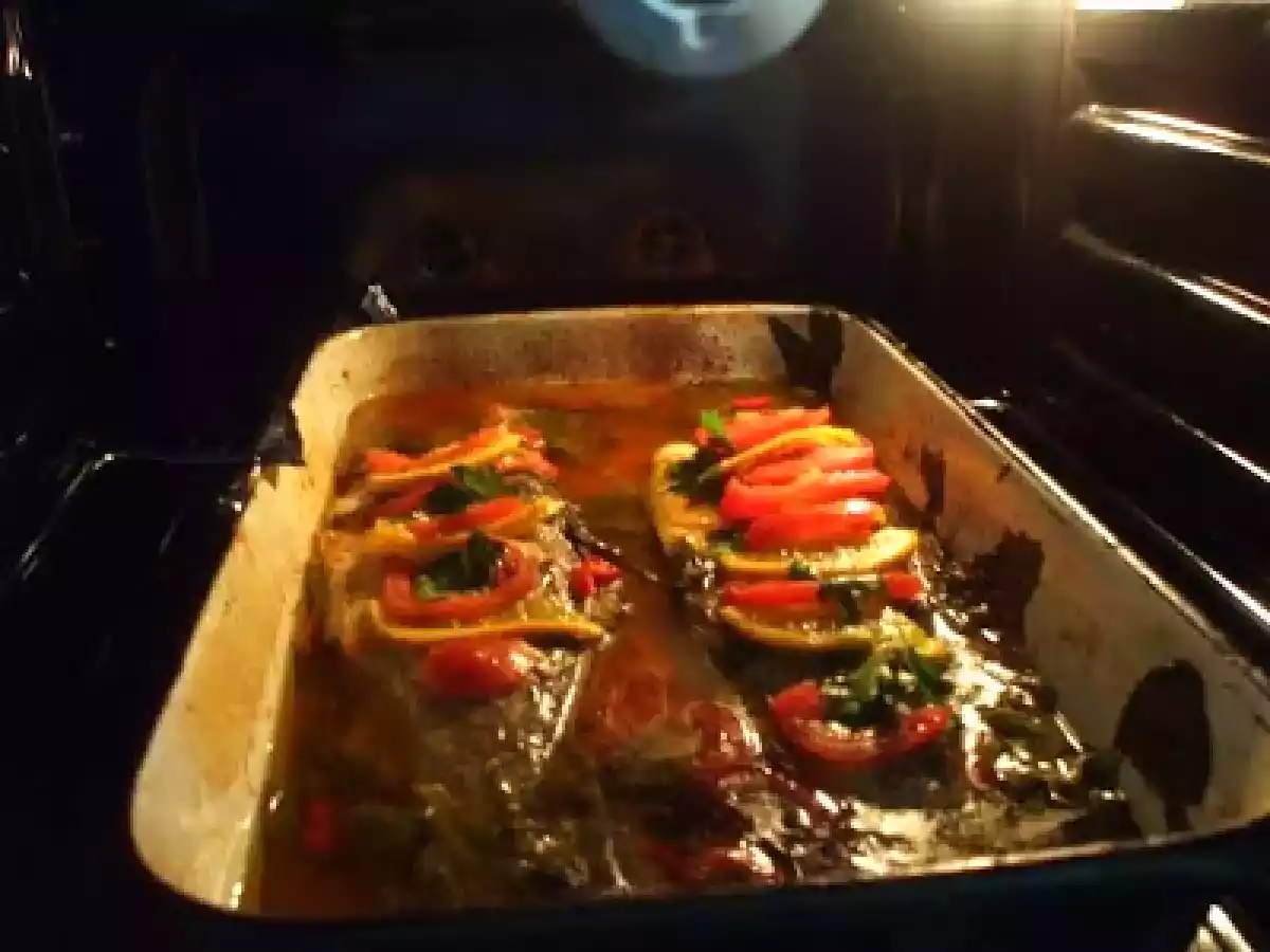 Pastrav cu portocale si sos picant - poza 6