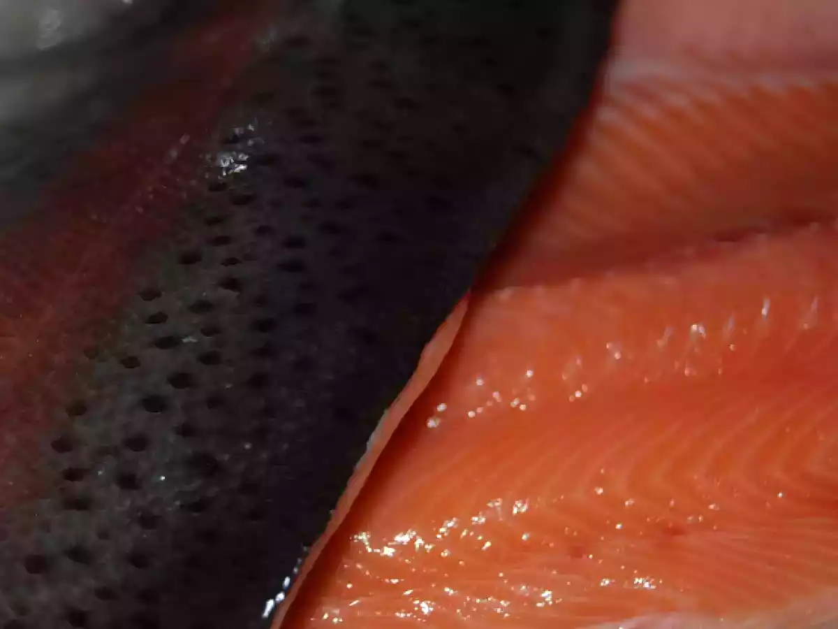 Pastrav in crusta de malai