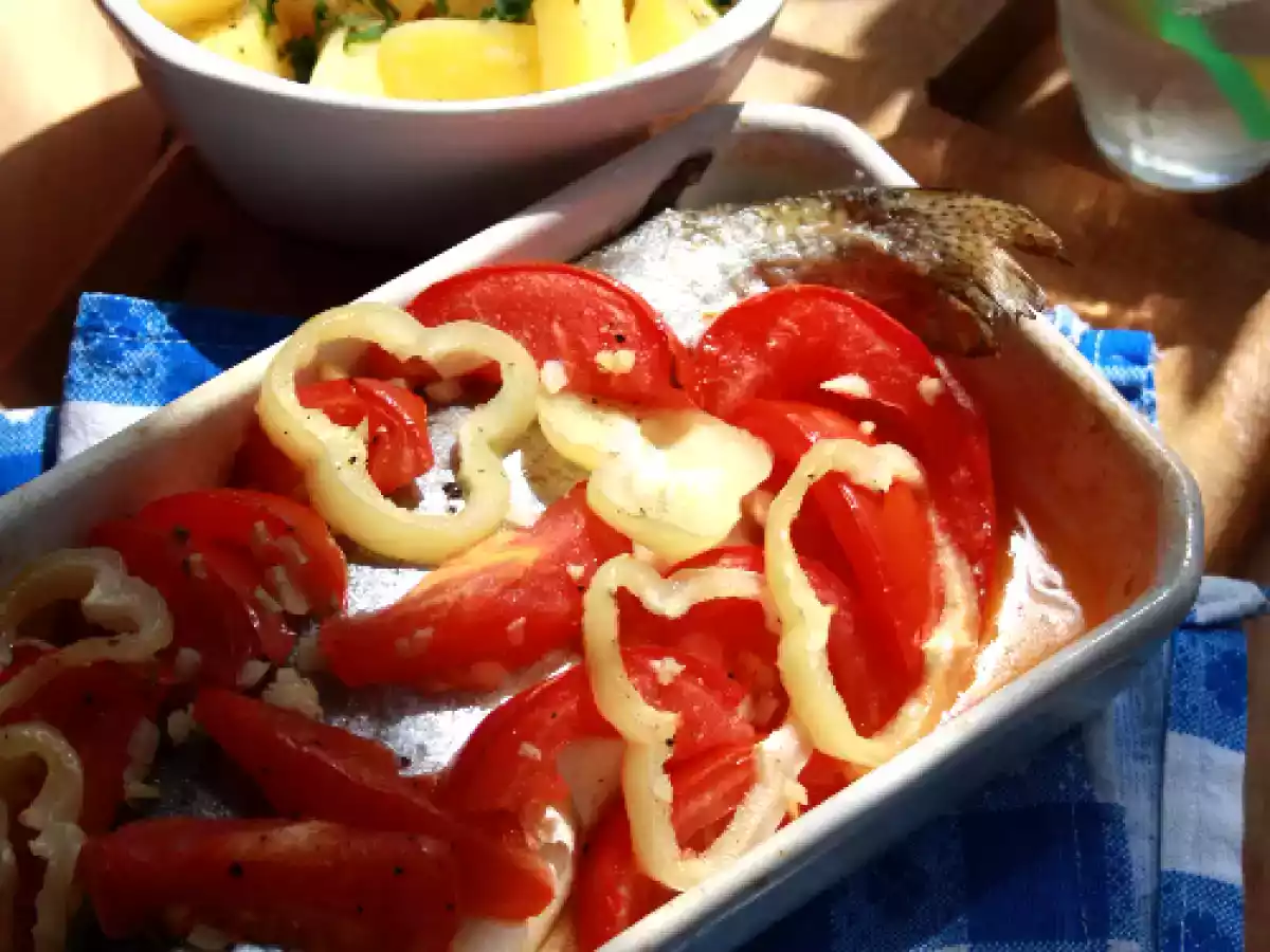 Pastrav la cuptor cu rosii si oregano - poza 2