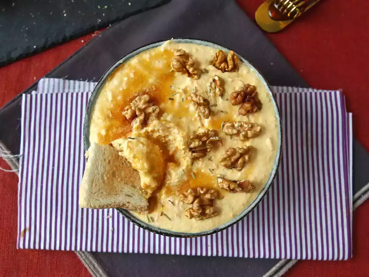 Pate cremos de dovleac și feta cu o atingere de miere - poza 4