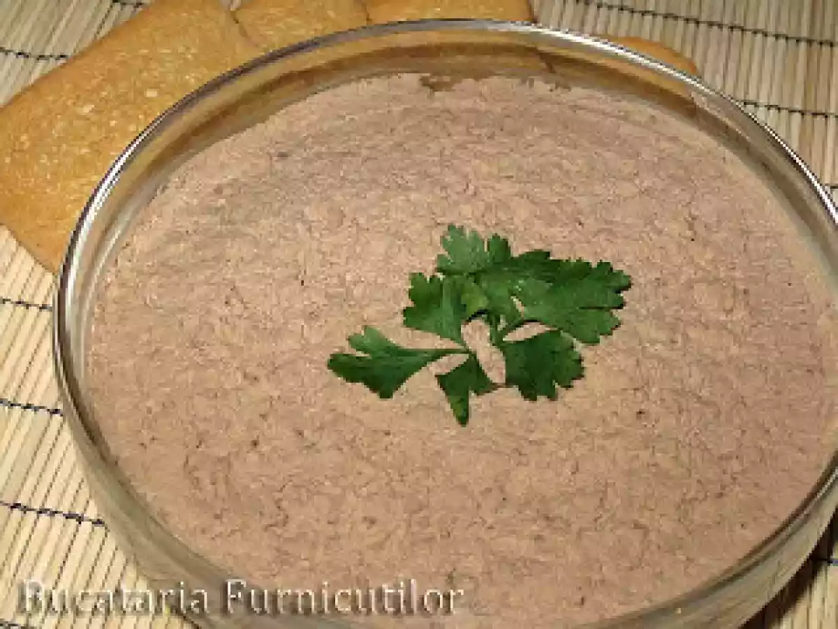 Pateu din Ficatei de Pui