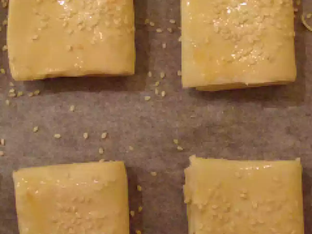 Pateuri cu sunca si cascaval - poza 6