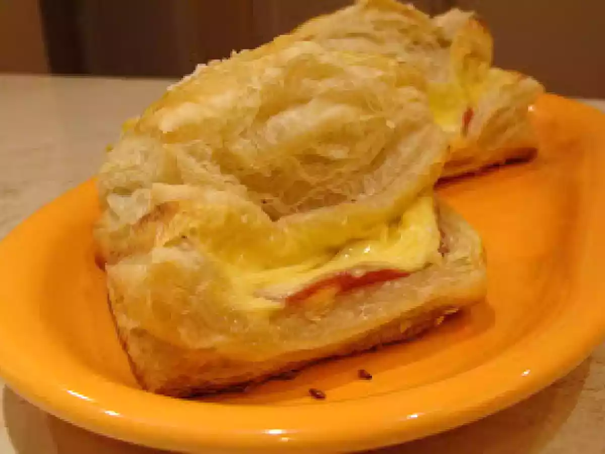 Pateuri cu sunca si cascaval - poza 7