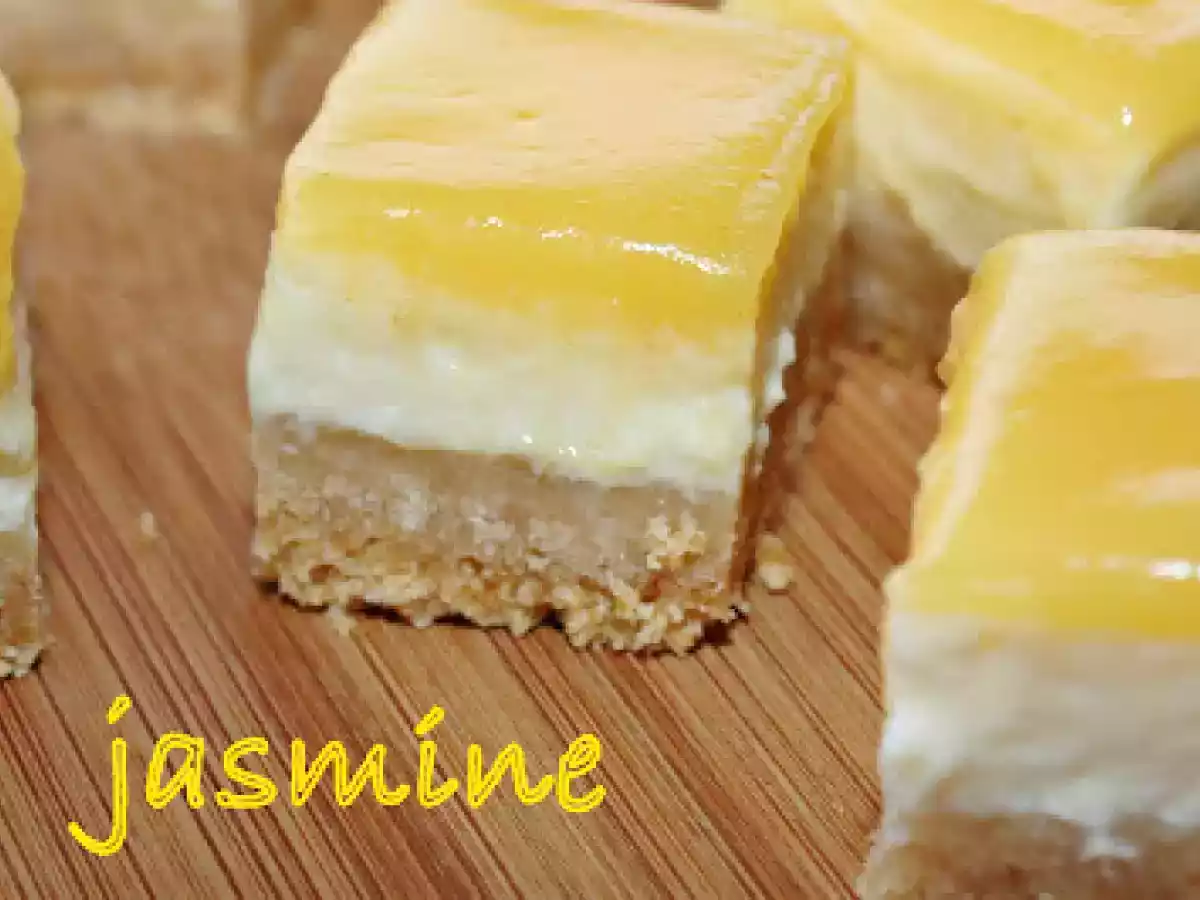 Patrate de Cheesecake cu Branza Quark si Lemon Curd - poza 4