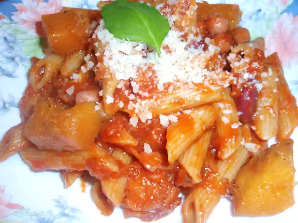 Penne cu dovleac si fasole