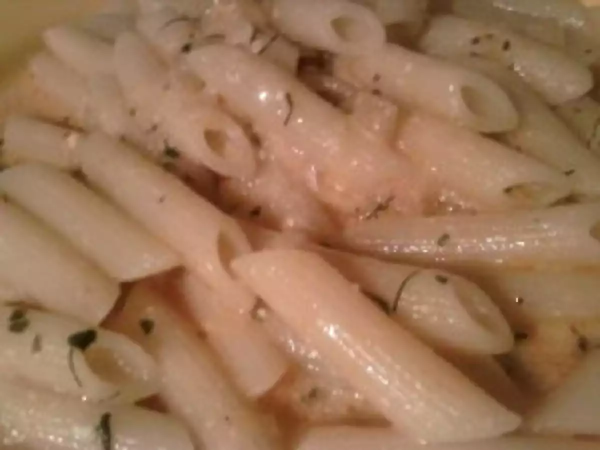 Penne cu sos de rosii si branza - poza 2