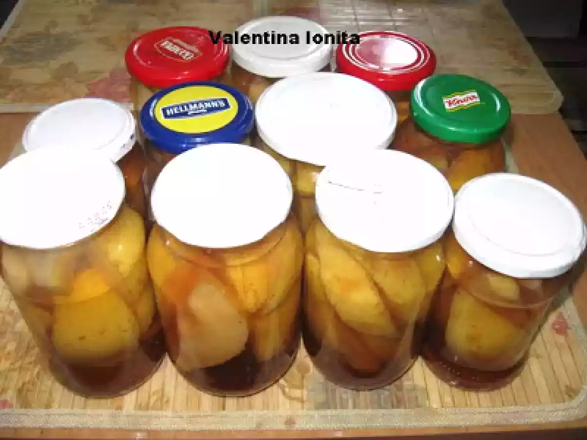 Pere cu zahar si otet