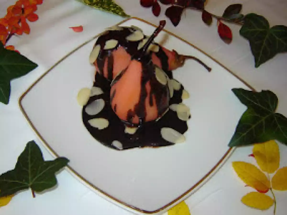 Pere in sos de ciocolata - poza 2