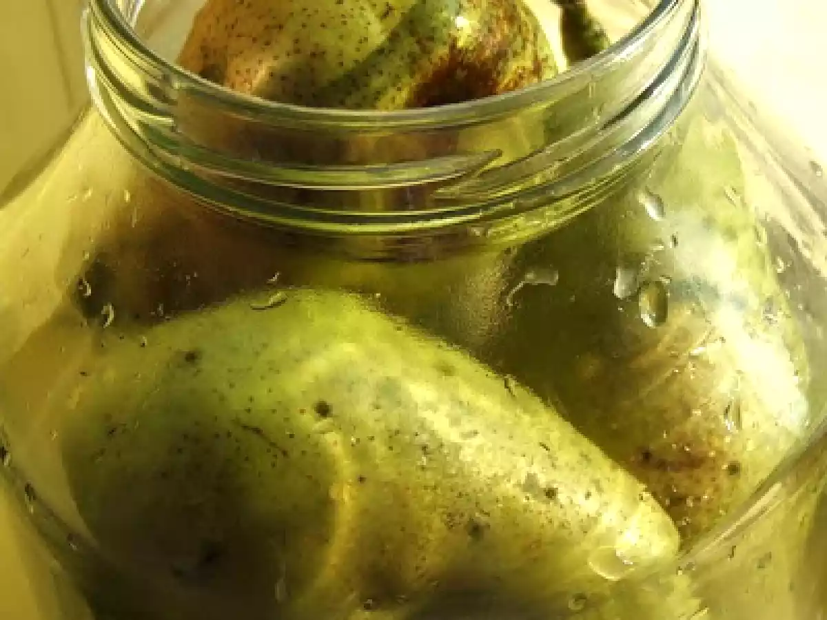 Pere in tuica - poza 3