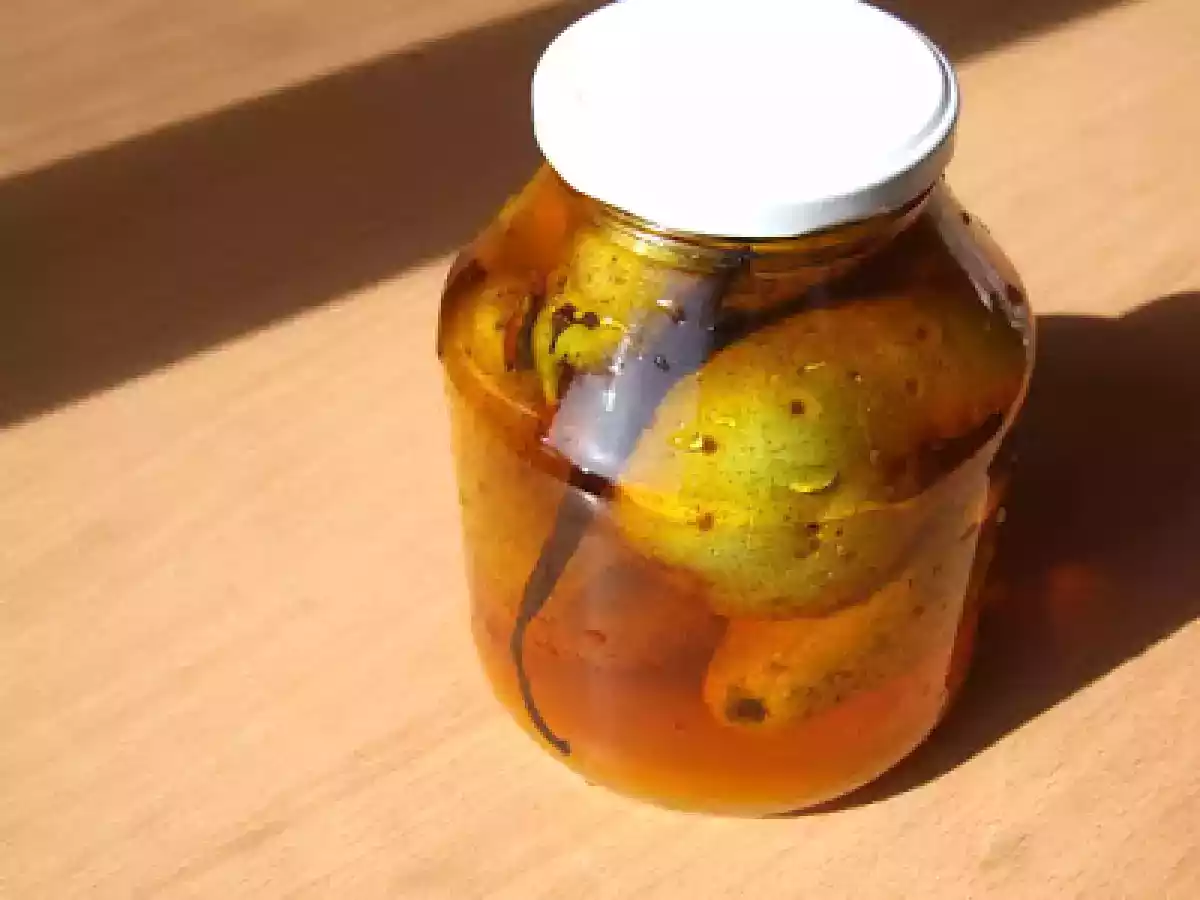 Pere in tuica - poza 6