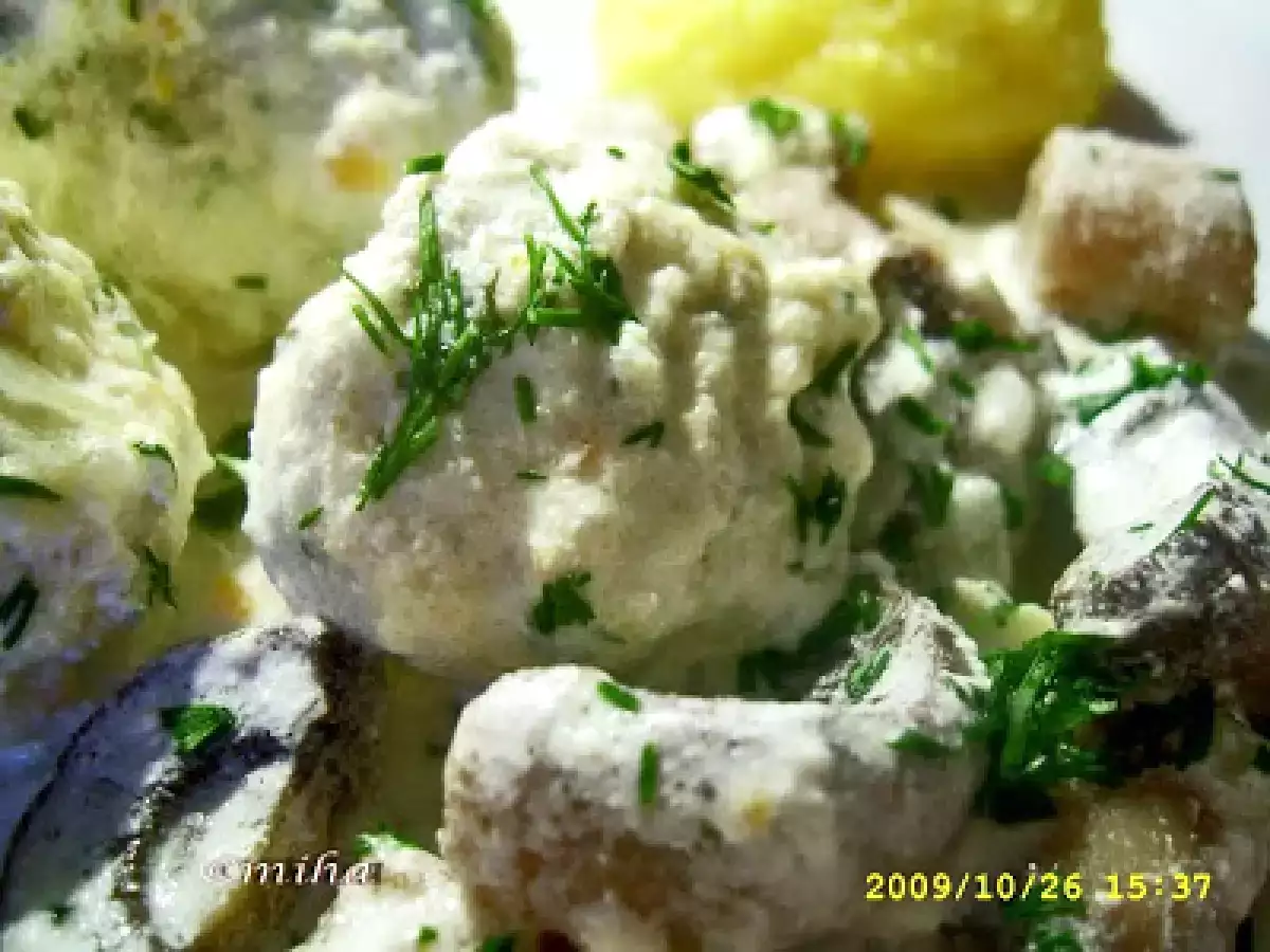 Perisoare cu sos de smantana si ciuperci - poza 3