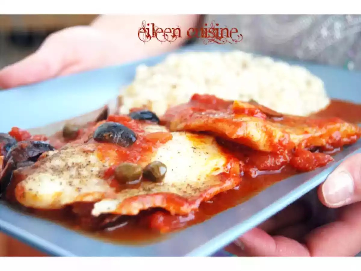 Peste la cuptor cu rosii si vin rosu