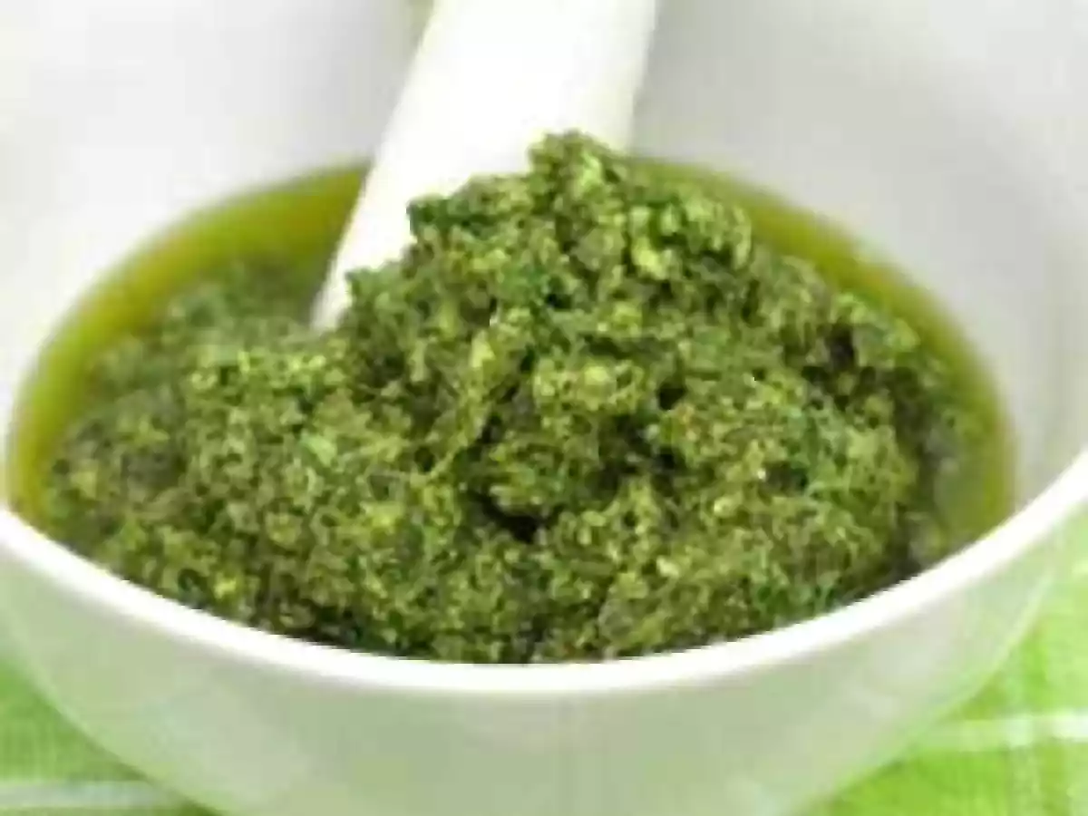Pesto de busuioc