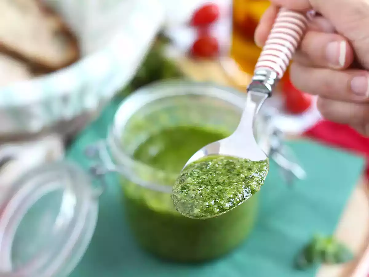 Pesto verde - pesto alla genovese - poza 3