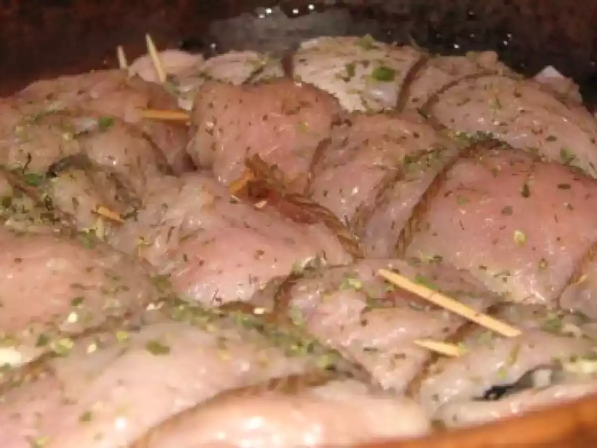 Piept de curcan umplut cu ciuperci, masline si cascaval - poza 18