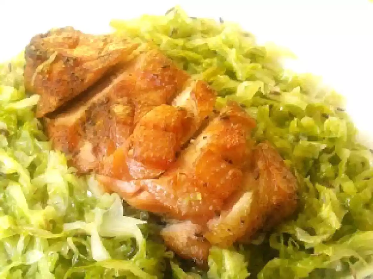 Piept de gasca pe varza dulce