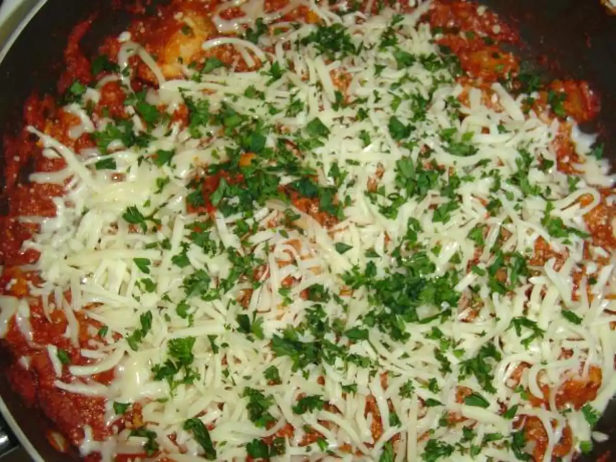 Piept de pui cu spaghete si parmezan