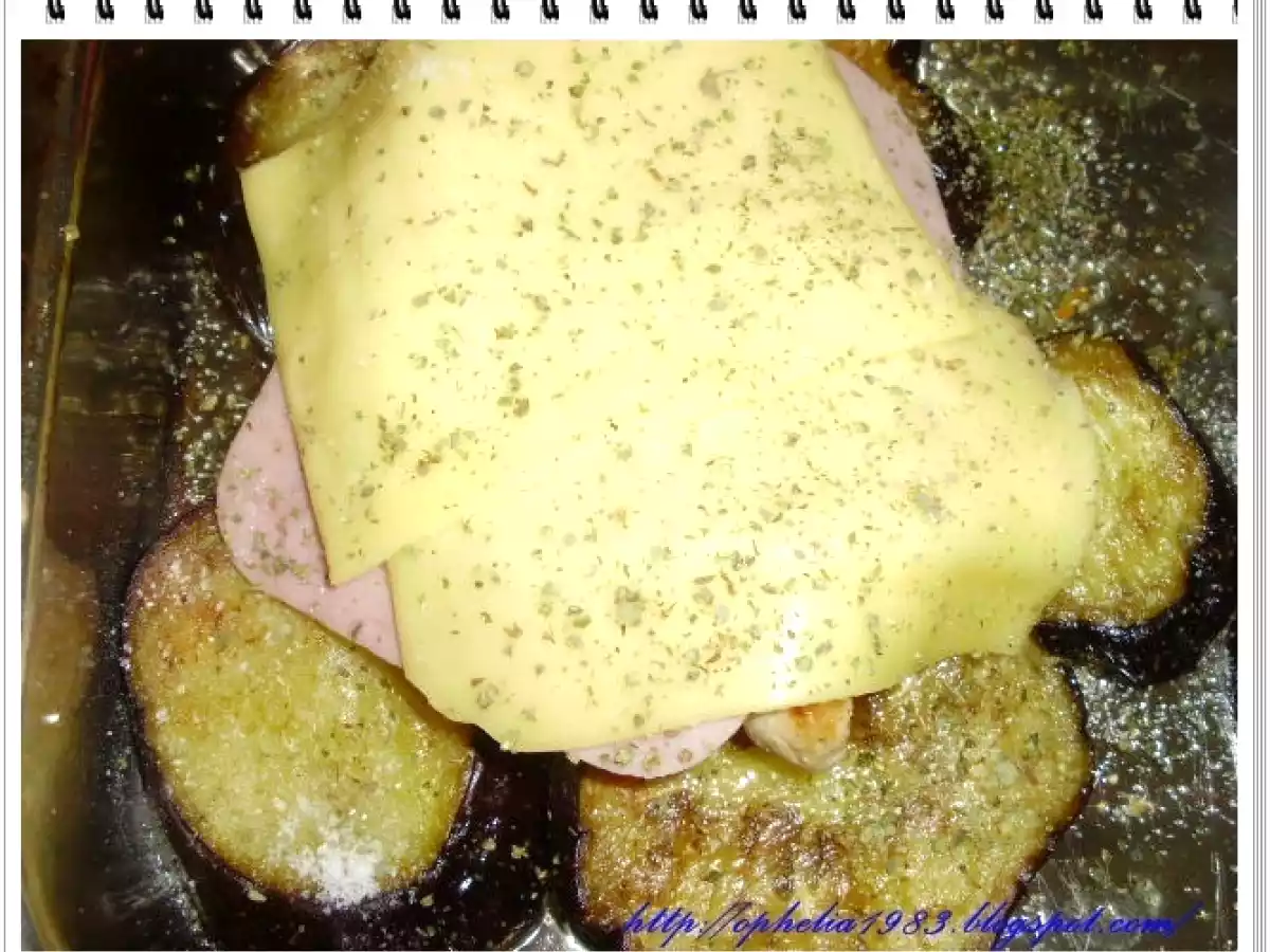 PIEPT DE PUI CU VINETE - poza 2