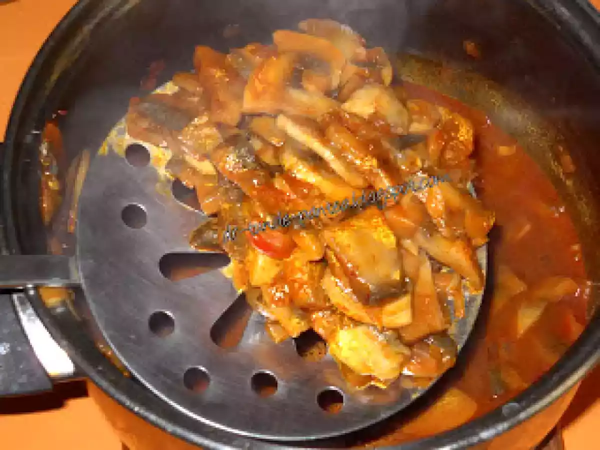 Piept de pui umplut cu ciuperci, rucola si rozmarin cu garnitura de legume - poza 5