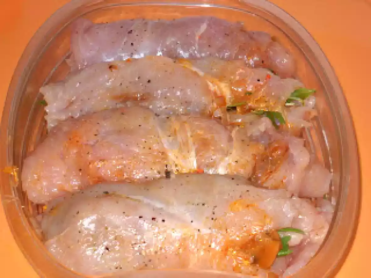 Piept de pui umplut cu ciuperci, rucola si rozmarin cu garnitura de legume - poza 9