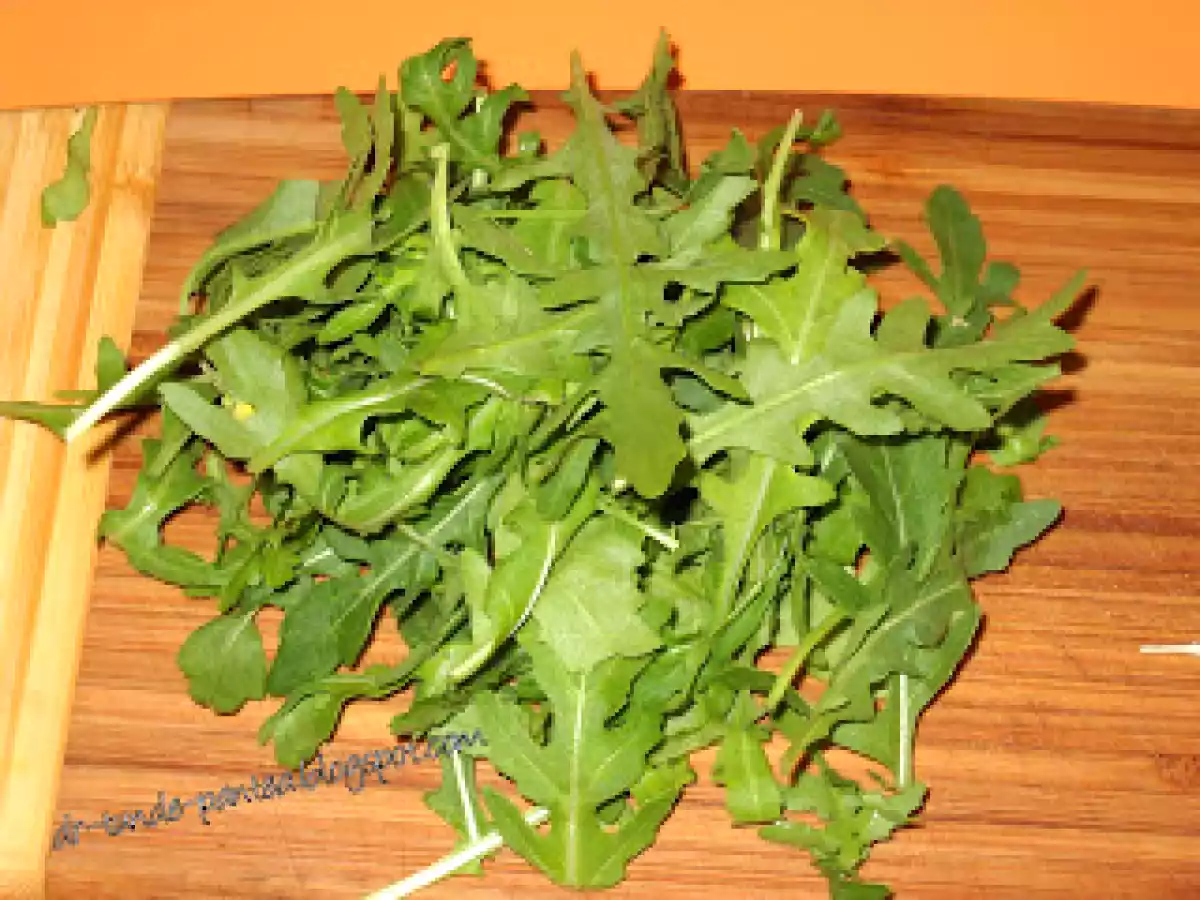 Piept de pui umplut cu ciuperci, rucola si rozmarin cu garnitura de legume - poza 15