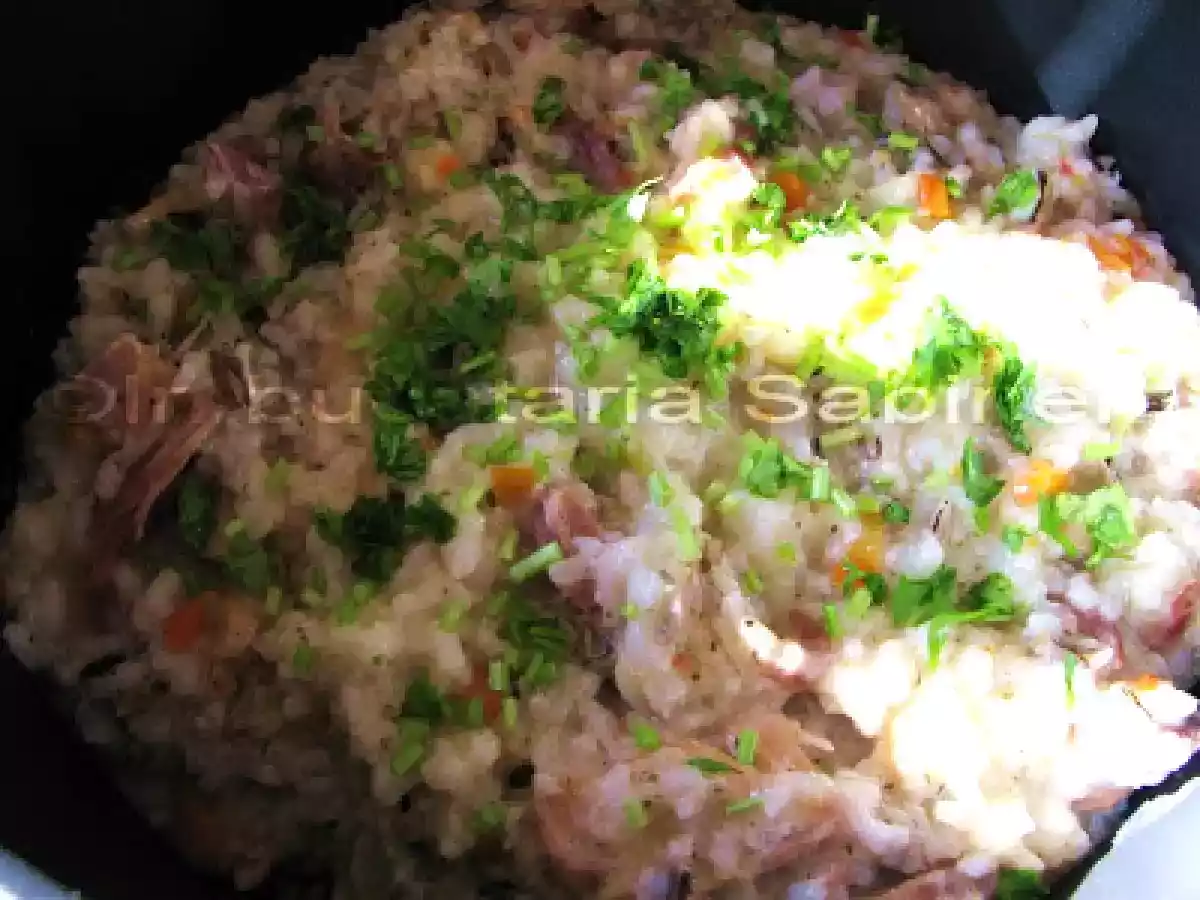 PILAF DE CURCAN CU LEGUME