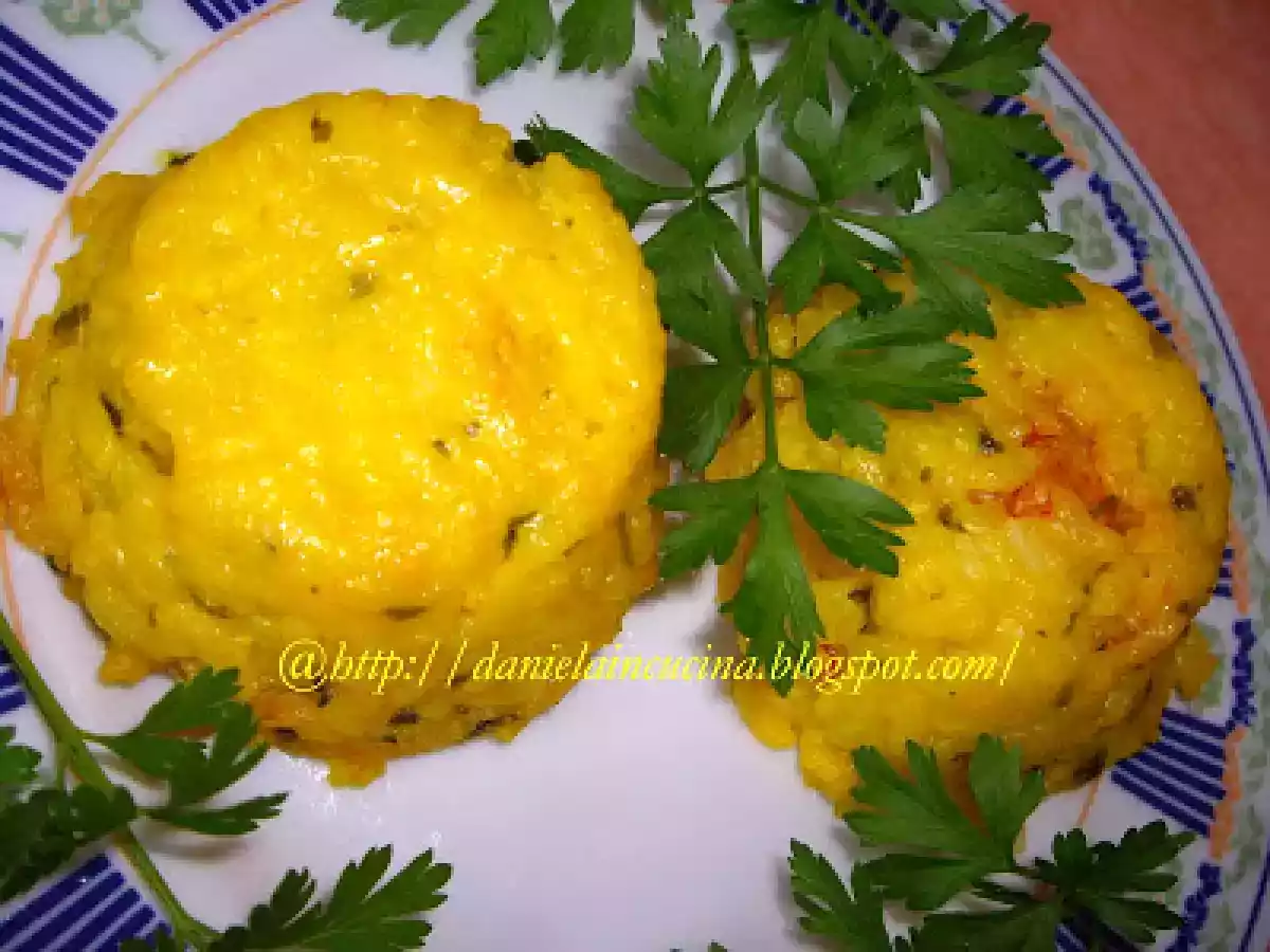 Pilaf de orez cu chiftelute