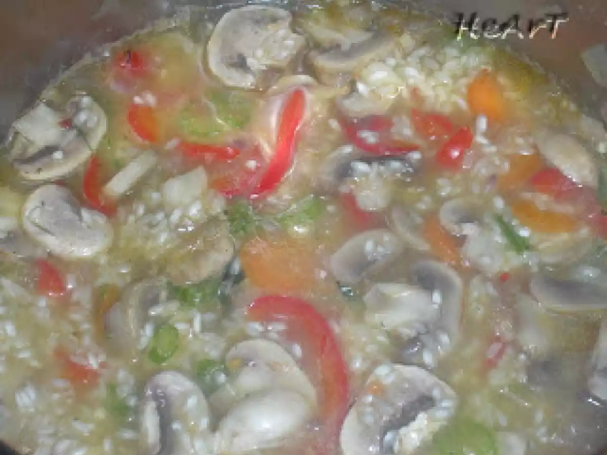 PILAF DE OREZ CU CIUPERCI - poza 3