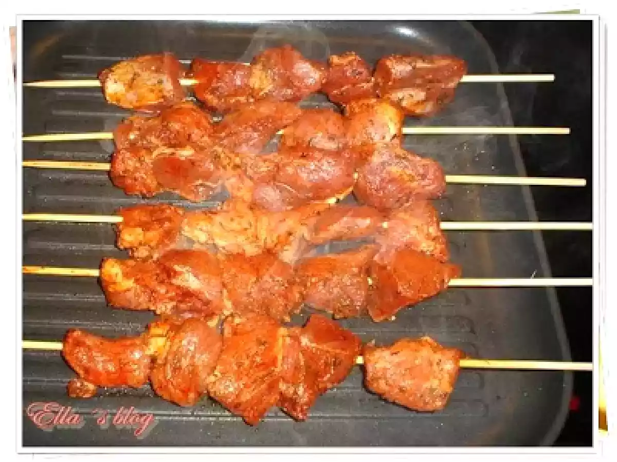 Pinchos morunos (Frigarui de porc marinate) - poza 7