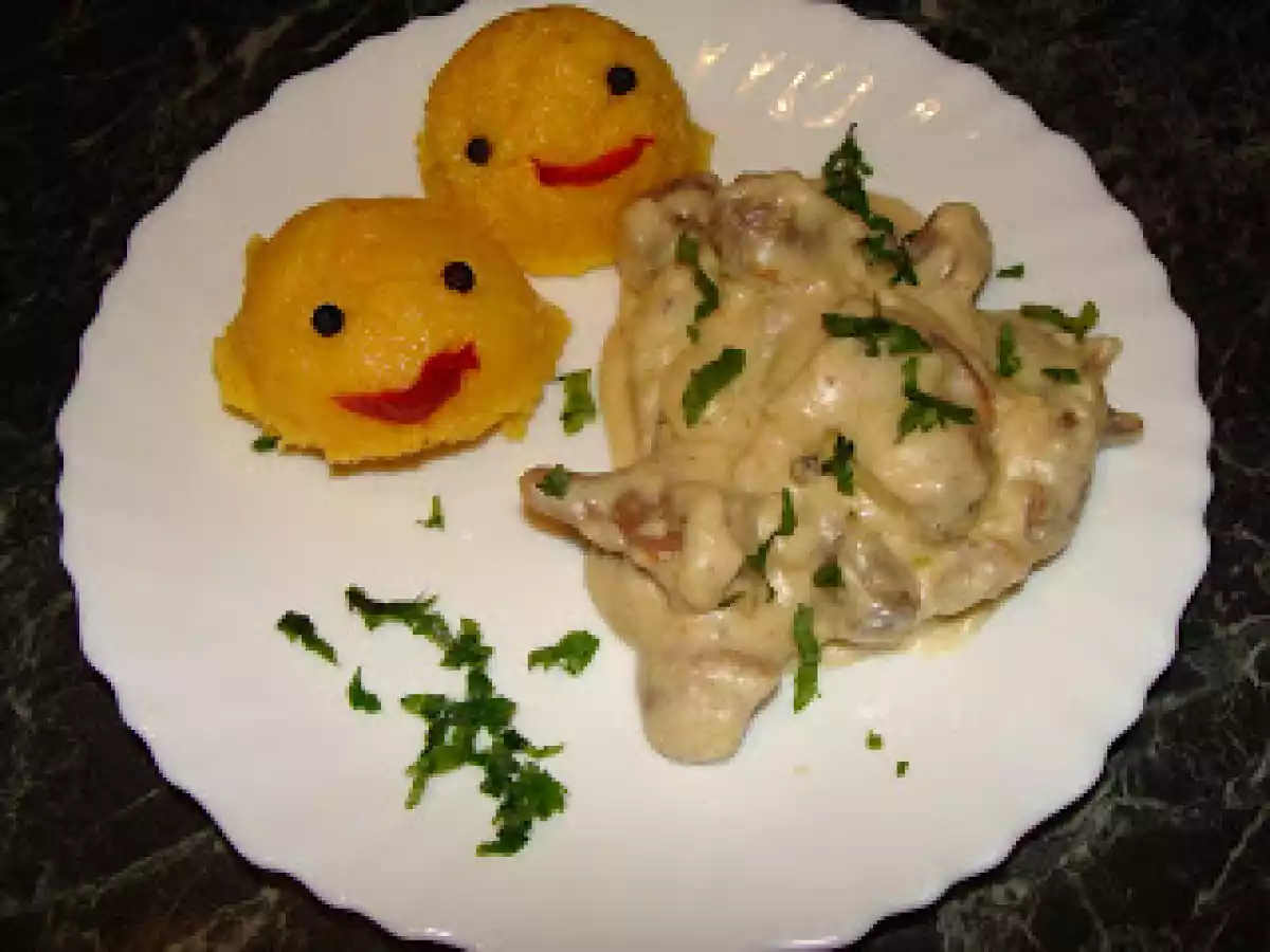 Pipote cu smantana a la Suceava - poza 4