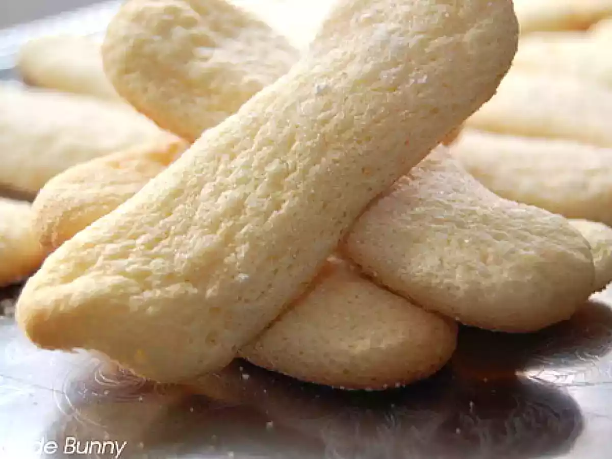 Piscoturi pufoase - ladyfingers - poza 8