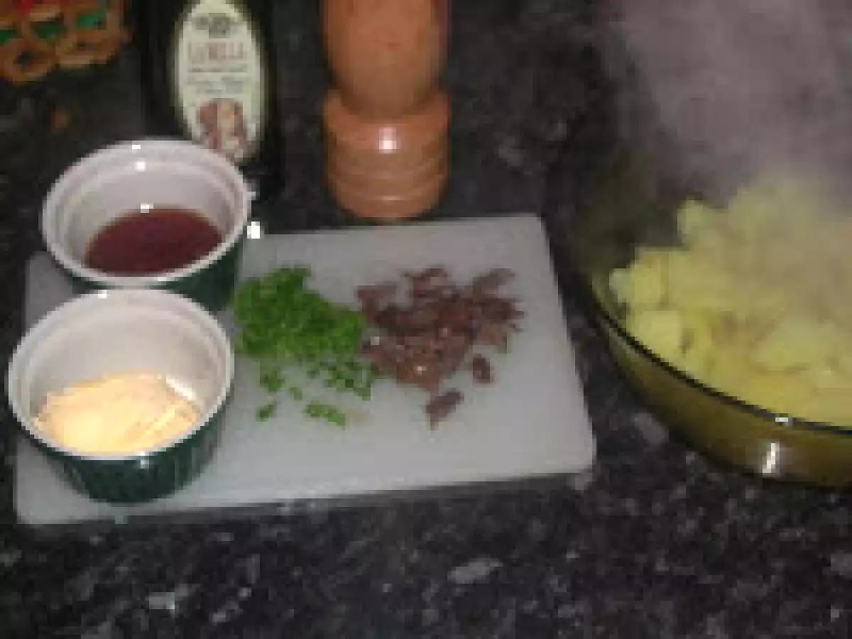 Piure de cartofi cu masline si varza creata - poza 3