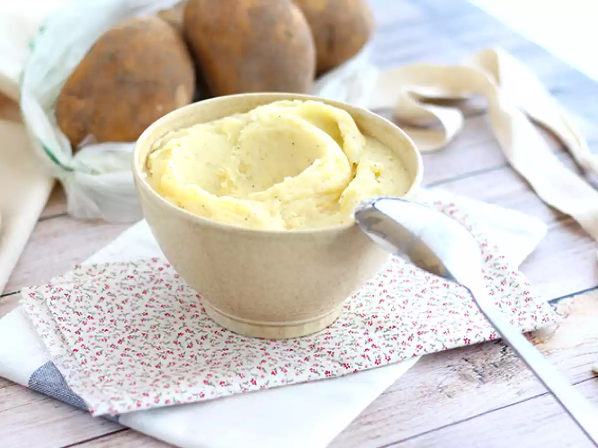 Piure de cartofi - simplu si rapid - poza 3